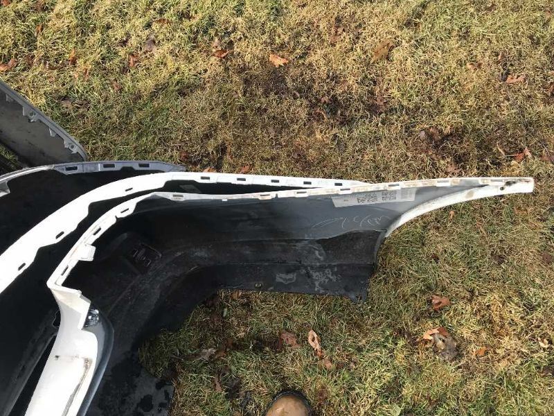 Defensa (parachoques) trasera usada original (OEM) Subaru Outback 2015-2017