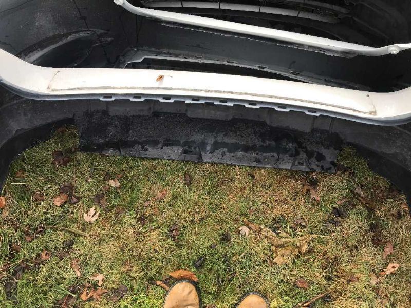 Defensa (parachoques) trasera usada original (OEM) Subaru Outback 2015-2017