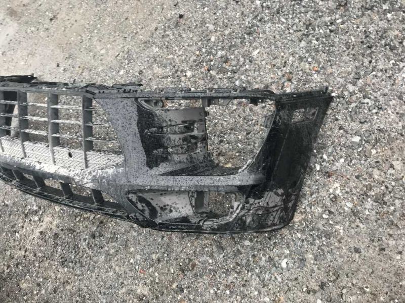 Front bumper cover used genuine OEM Porsche Macan 2015-2018