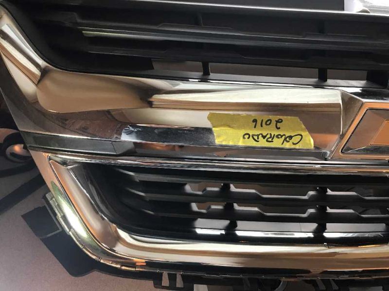 Parrilla usada original (OEM) Chevrolet Colorado 2015-2020