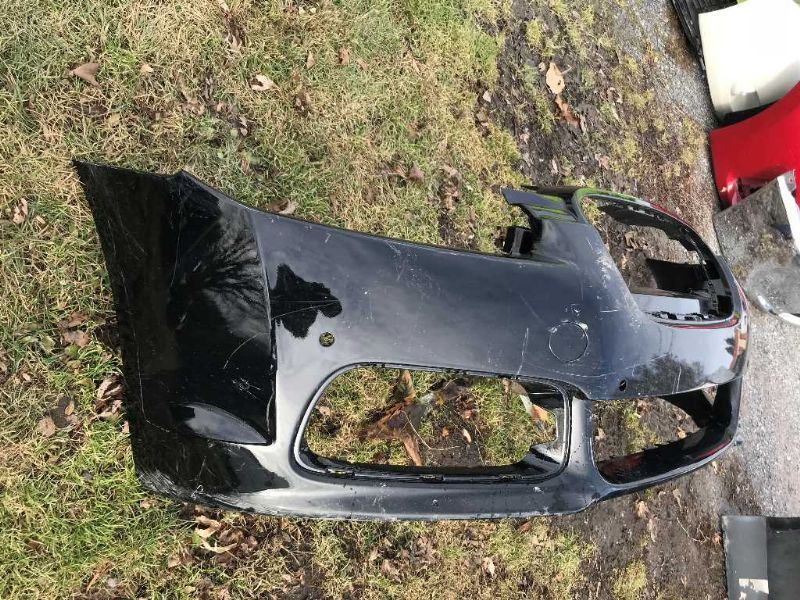 Defensa (parachoques) delantera usada original (OEM) Jaguar XF 2009-2011