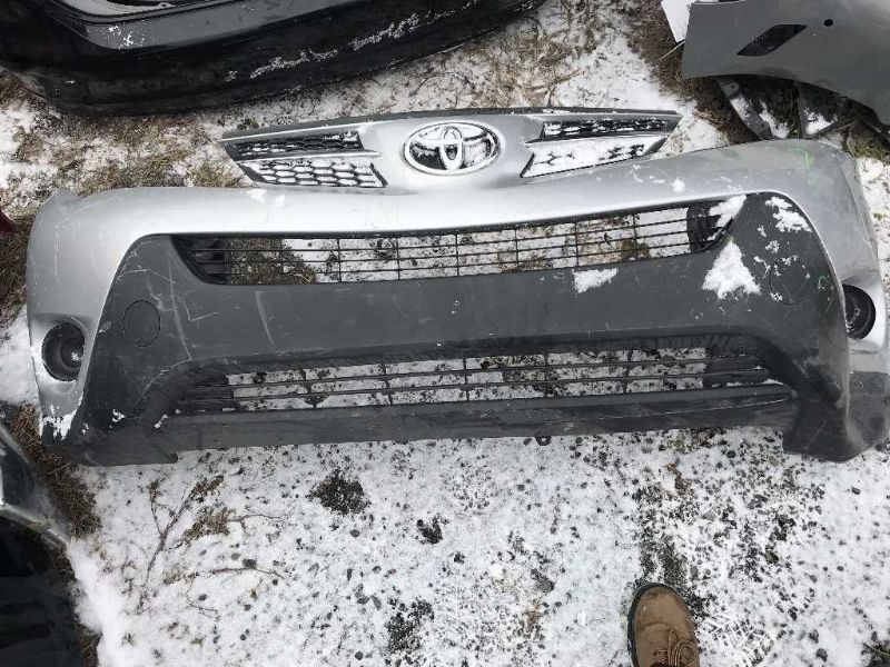 Parrilla usada original (OEM) Toyota RAV4 2013-2015