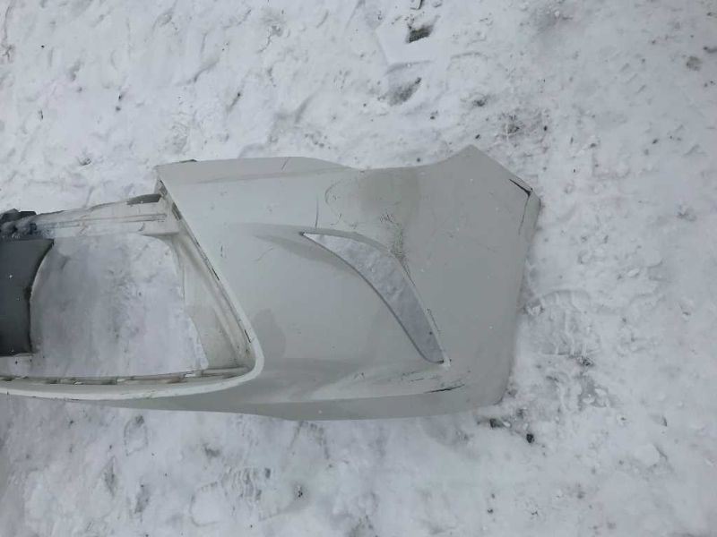 Defensa (parachoques) delantera usada original (OEM) Toyota Camry 2015-2017