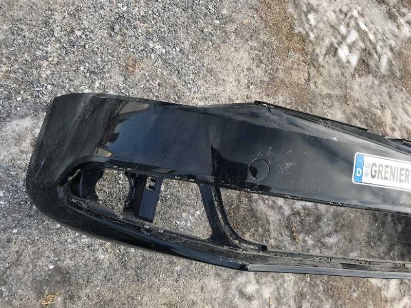 Defensa (parachoques) delantera usada original (OEM) Volkswagen Jetta 2011-2014