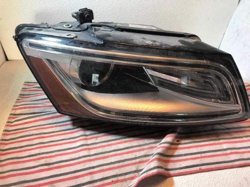 Right headlamp bracket used genuine OEM Audi Q5 2013-2017