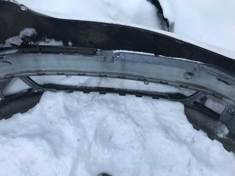 Defensa (parachoques) delantera usada original (OEM) Volkswagen Jetta 2011-2014