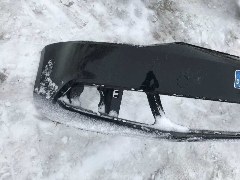 Defensa (parachoques) delantera usada original (OEM) Volkswagen Jetta 2011-2014