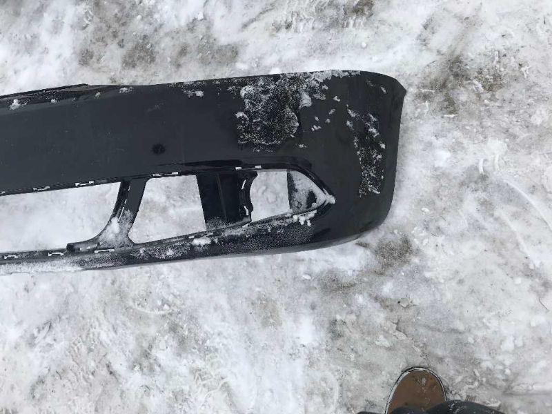 Defensa (parachoques) delantera usada original (OEM) Volkswagen Jetta 2011-2014