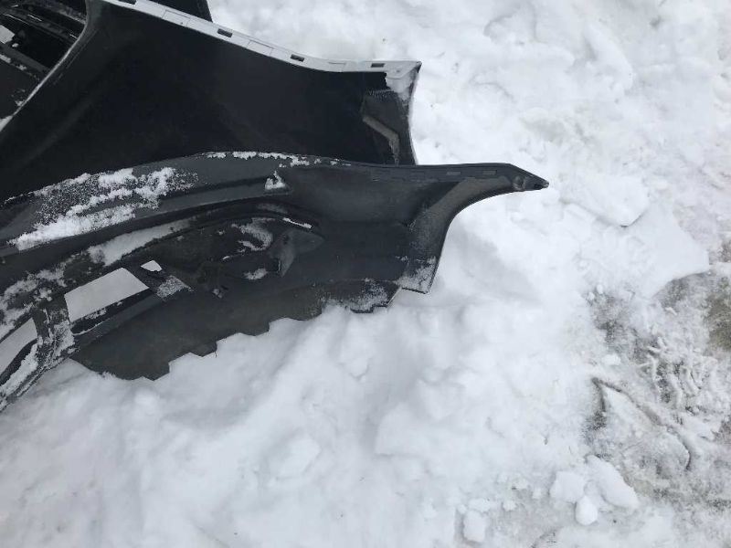 Defensa (parachoques) delantera usada original (OEM) Volkswagen Jetta 2011-2014