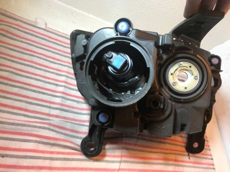 Left headlamp assembly composite used genuine OEM Jeep Grand Cherokee 2014-2016