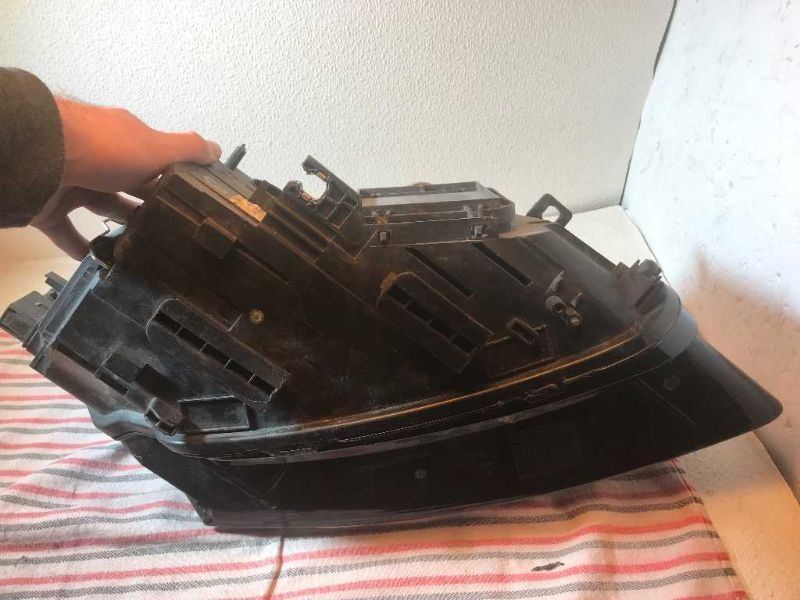 Left headlamp bracket used genuine OEM Audi Q5 2009-2012
