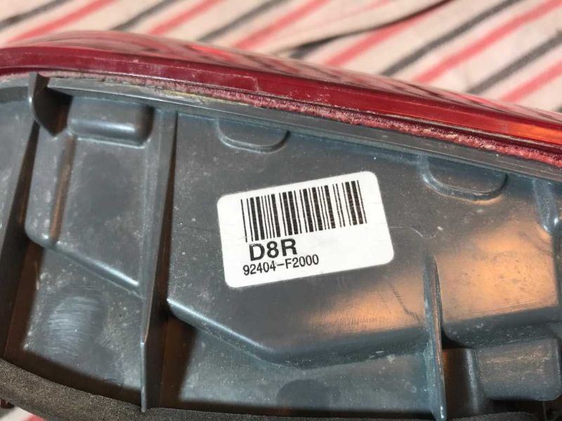 Calavera (luz trasera) derecha usada original (OEM) Hyundai Elantra 2017-2018