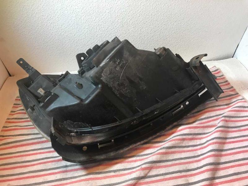 Headlamp Assembly used genuine OEM Honda Prelude 1997-2001