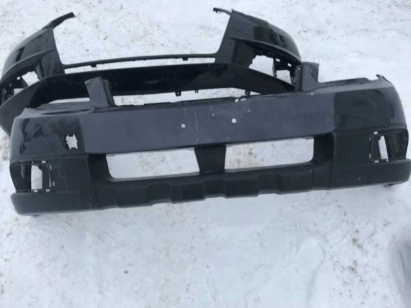 Defensa (parachoques) delantera usada original (OEM) Subaru Outback 2010-2012