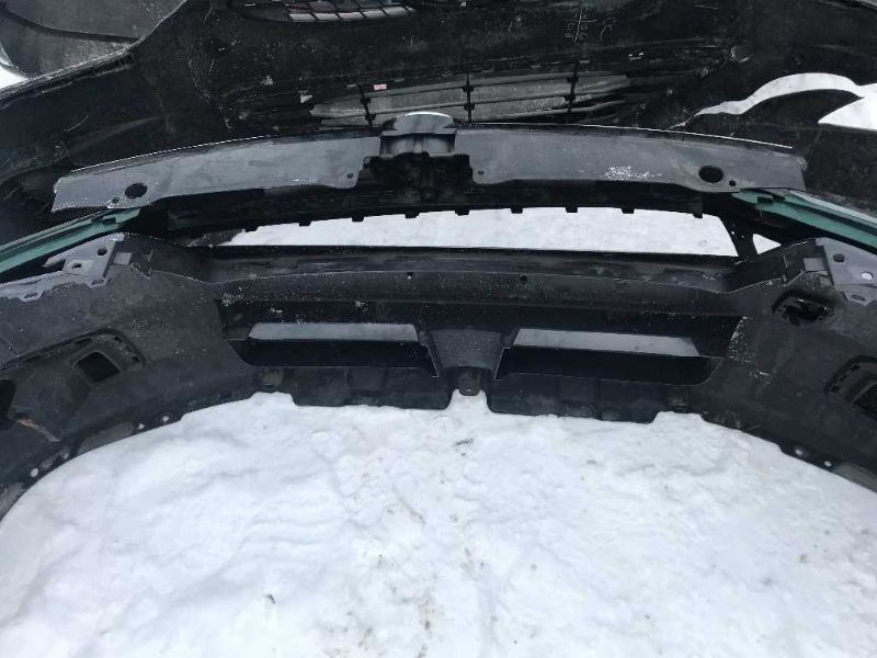 Defensa (parachoques) delantera usada original (OEM) Subaru Outback 2010-2012