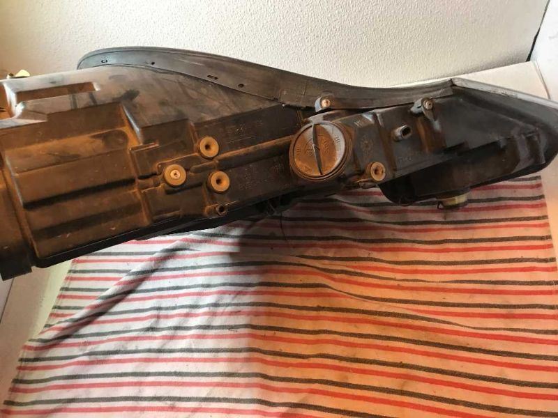 Left headlamp assembly composite used genuine OEM Porsche Boxster 1997-2004