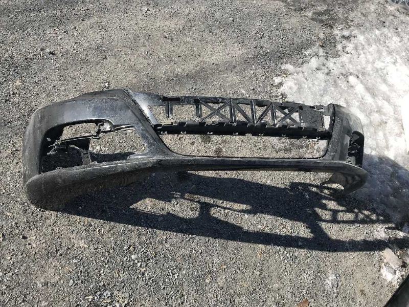 Defensa (parachoques) delantera usada original (OEM) Volkswagen CC 2009-2012