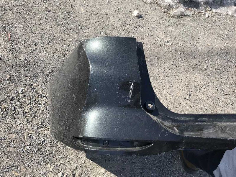 Defensa (parachoques) trasera usada original (OEM) Chevrolet Equinox 2018-2024