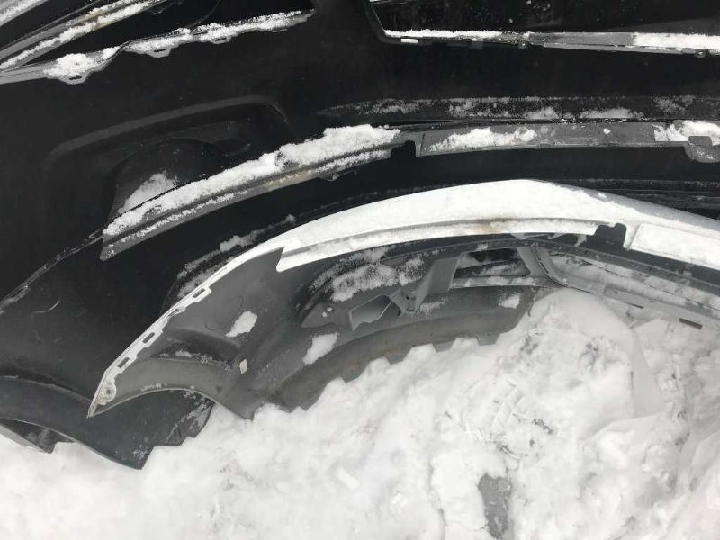 Defensa (parachoques) delantera usada original (OEM) Volkswagen Jetta 2011-2014
