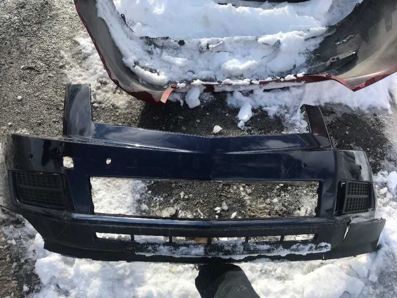 Defensa (parachoques) delantera usada original (OEM) Cadillac SRX 2010-2012