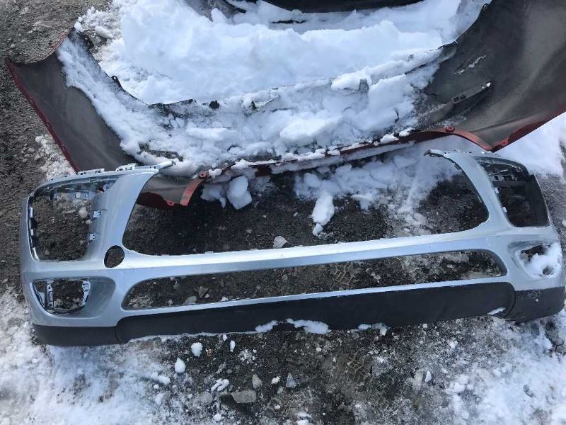 Defensa (parachoques) delantera usada original (OEM) Porsche Macan 2015-2018
