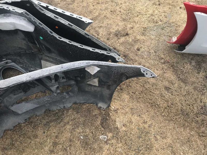 Defensa (parachoques) delantera usada original (OEM) Jaguar XJ 2011-2015