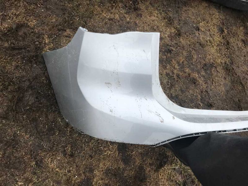 Defensa (parachoques) trasera usada original (OEM) BMW X1 2016-2022