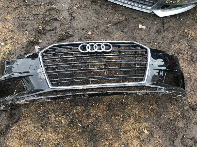 Defensa (parachoques) delantera usada original (OEM) Audi A3 2017-2020
