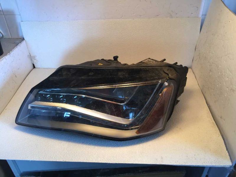 Faro usado original (OEM) Audi A8 Quattro 2011-2014