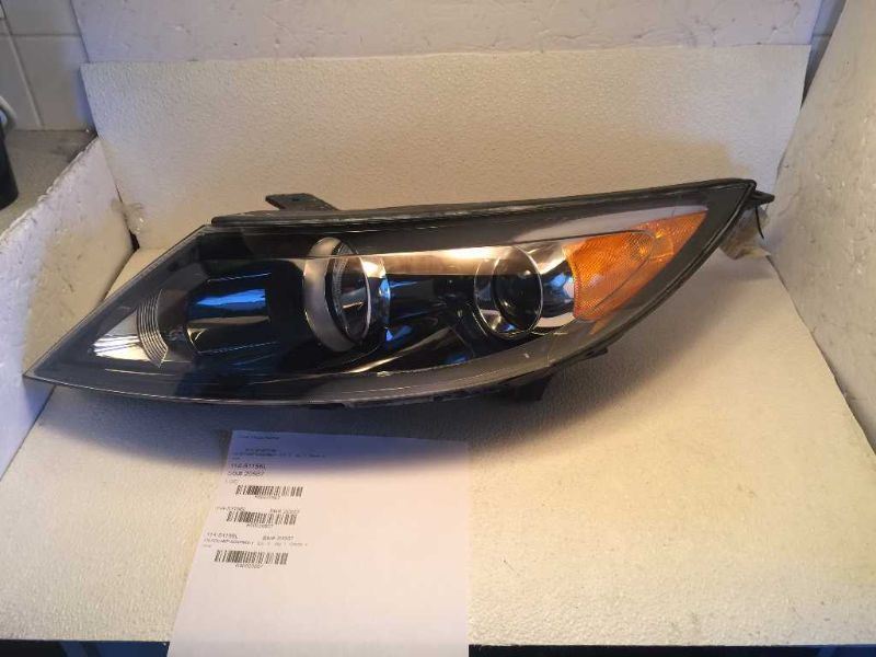 Left headlamp assembly composite used genuine OEM KIA Sportage 2011-2012