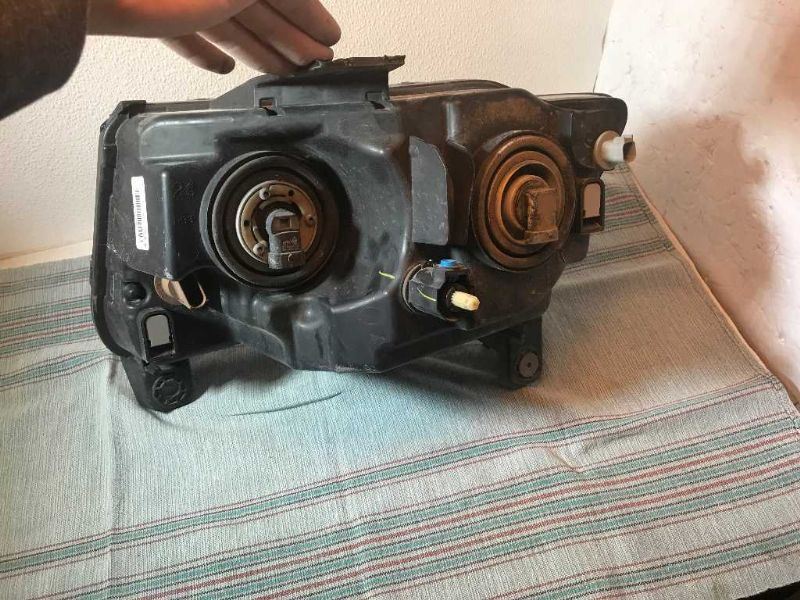 Faro derecho usado original (OEM) Jeep Compass 2011-2013