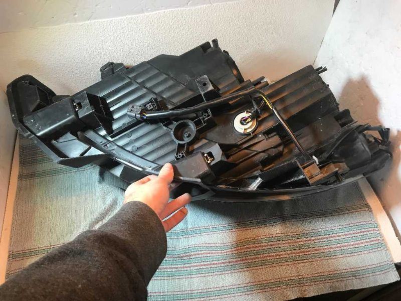 Faro usado original (OEM) Mazda CX-9 2013-2015