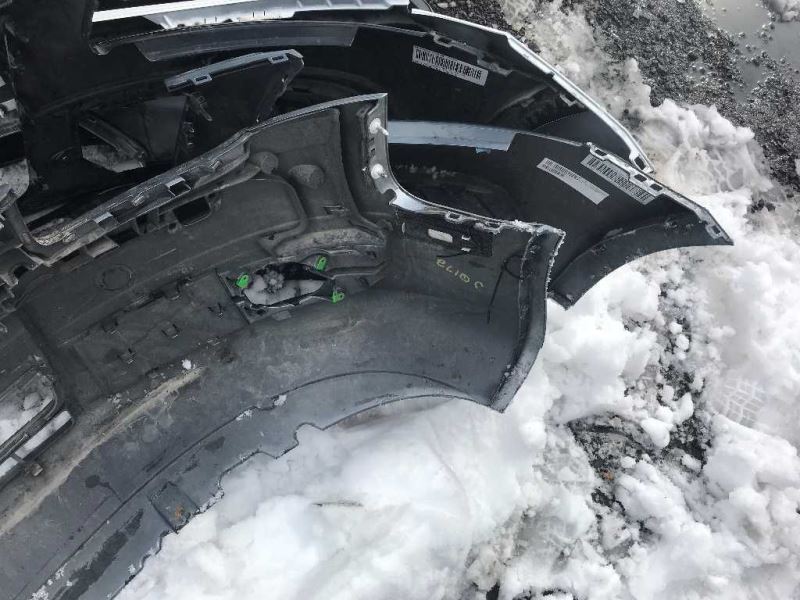 Defensa (parachoques) delantera usada original (OEM) Audi A4 2009-2012