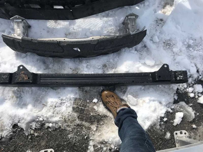 Refuerzo de defensa trasero usado original (OEM) Lincoln MKX 2007-2015