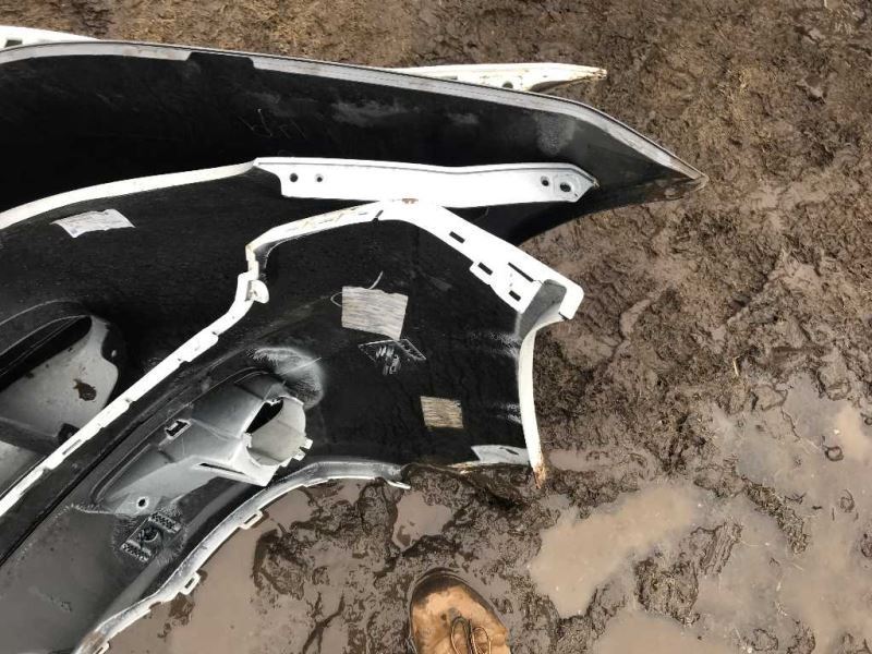 Front bumper cover upper used genuine OEM Jeep Grand Cherokee 2016-2021