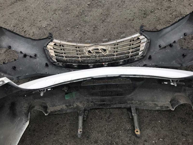 Defensa (parachoques) trasera usada original (OEM) Mazda 3 2010-2013