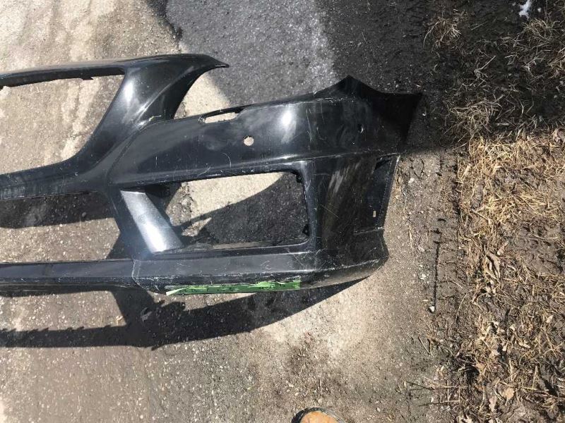 Defensa (parachoques) delantera usada original (OEM) Mercedes-Benz Mercedes SLK 2012-2016