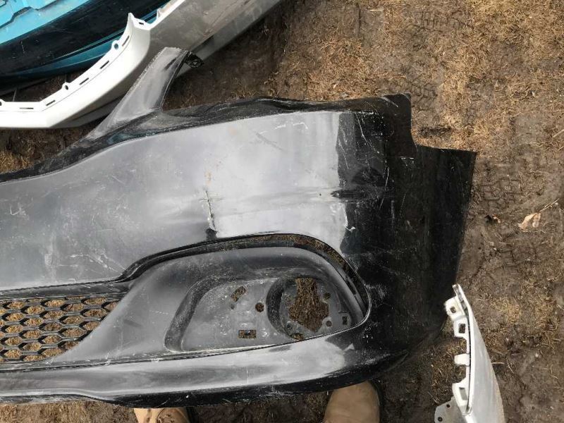 Defensa (parachoques) delantera usada original (OEM) Dodge Grand Caravan 2011-2020