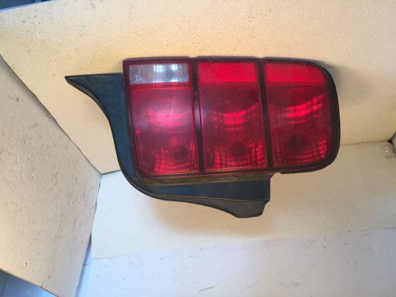 Tail Lamp used genuine OEM Ford Mustang 2005-2009