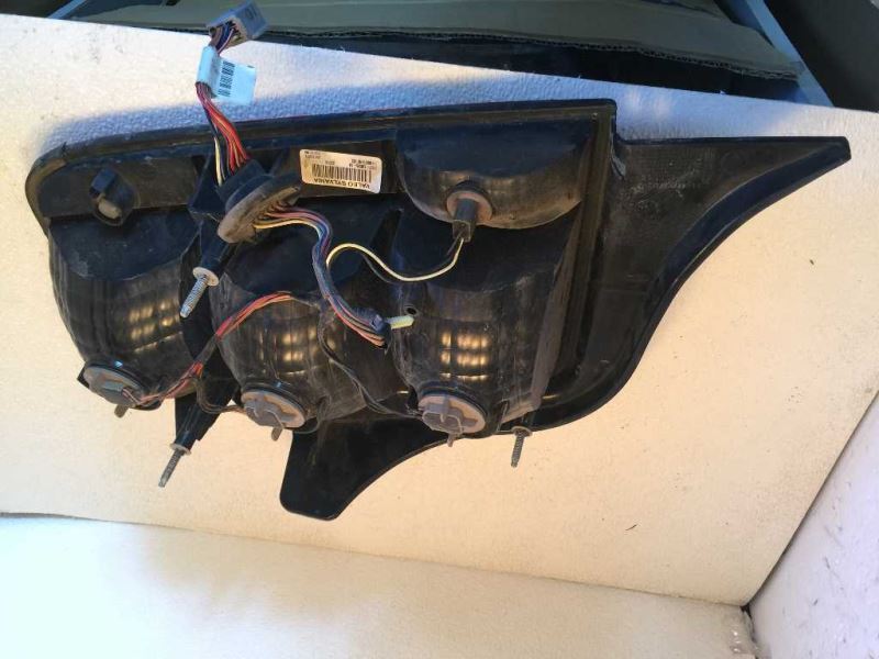 Tail Lamp used genuine OEM Ford Mustang 2005-2009