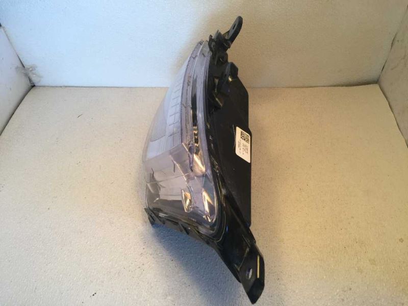 Right driving lamp used genuine OEM Chevrolet Equinox 2016-2017