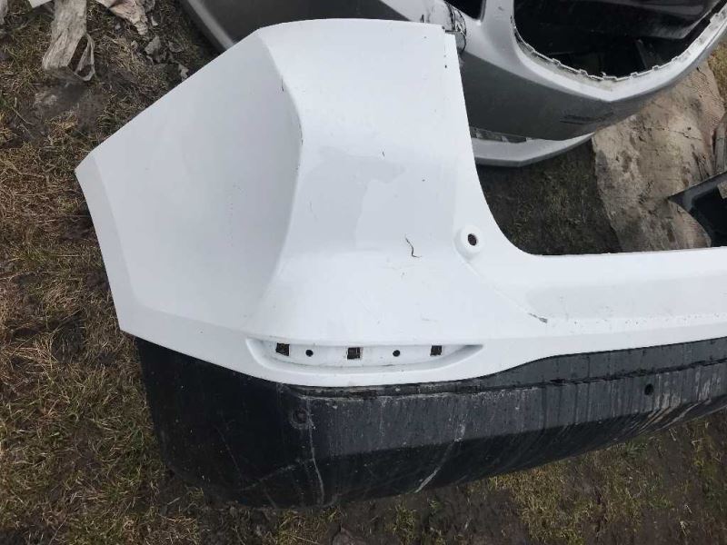 Defensa (parachoques) trasera usada original (OEM) Chevrolet Equinox 2018-2024