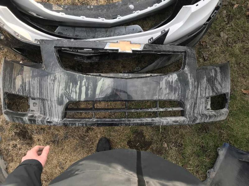 Defensa (parachoques) delantera usada original (OEM) Chevrolet Cruze 2011-2014