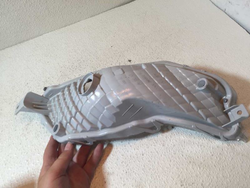 Direccional izquierda usada original (OEM) Toyota Camry 2015-2017