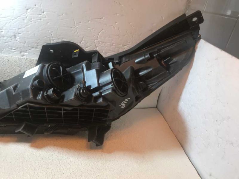 Right headlamp assembly composite used genuine OEM Hyundai Sonata 2015-2017