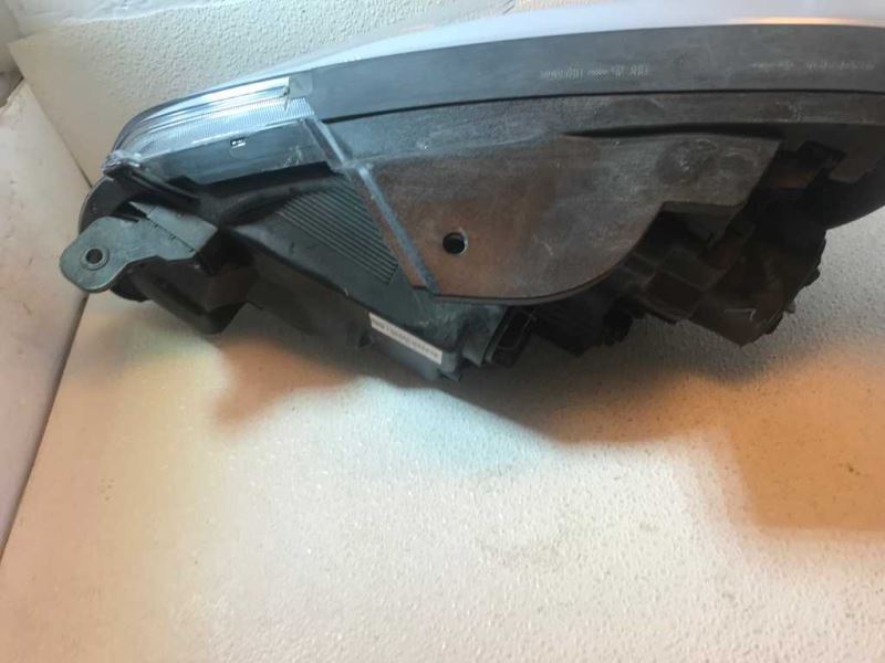 Right headlamp assembly composite used genuine OEM Hyundai Sonata 2015-2017