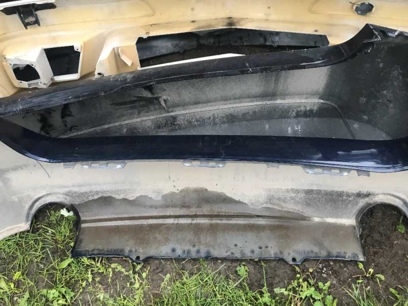 Defensa (parachoques) trasera usada original (OEM) Nissan Altima 2007-2012
