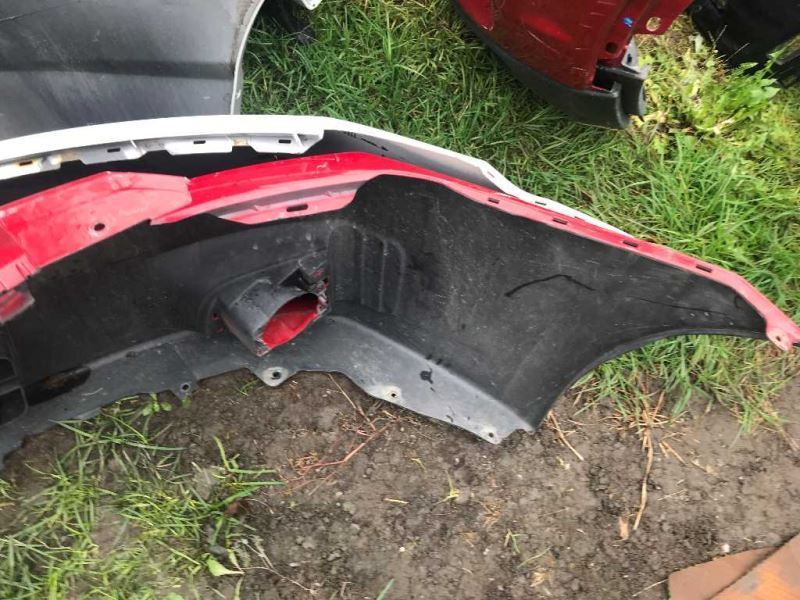 Defensa (parachoques) delantera usada original (OEM) Nissan Sentra 2010-2012