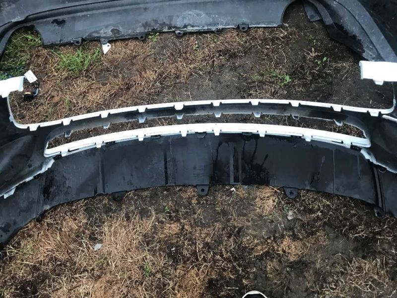 Front bumper cover used genuine OEM Porsche Macan 2015-2018