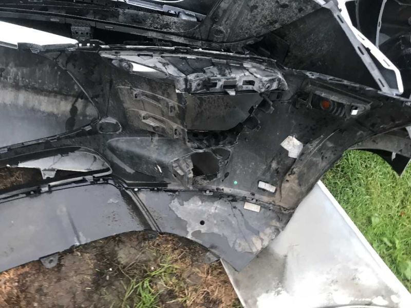 Front bumper cover used genuine OEM Porsche Macan 2015-2018